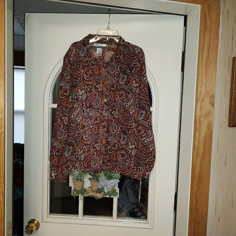 New Nine & Company Caramel Macchiato Paisley Print Sheer Top Size Women's 10